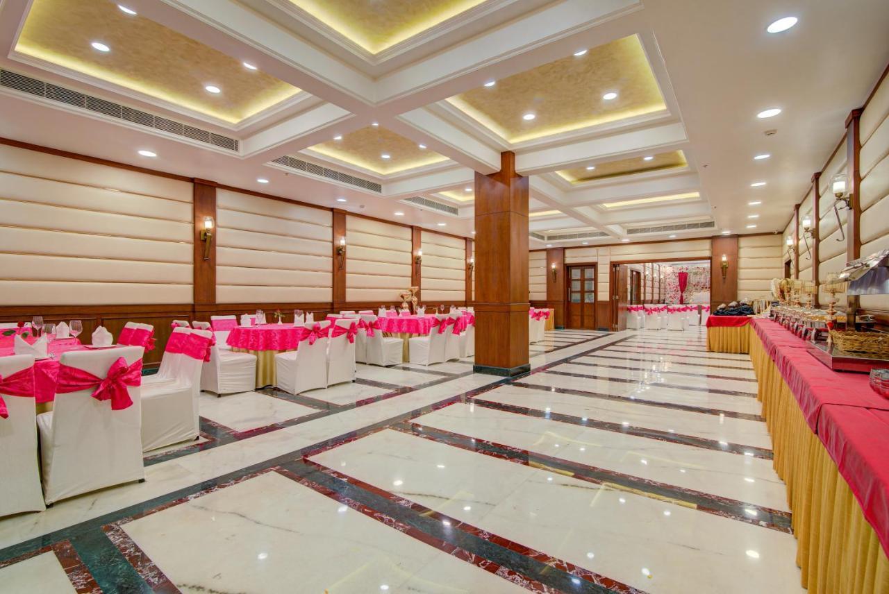 Hotel Home In By Amrik Sukhdev سونيبات المظهر الخارجي الصورة