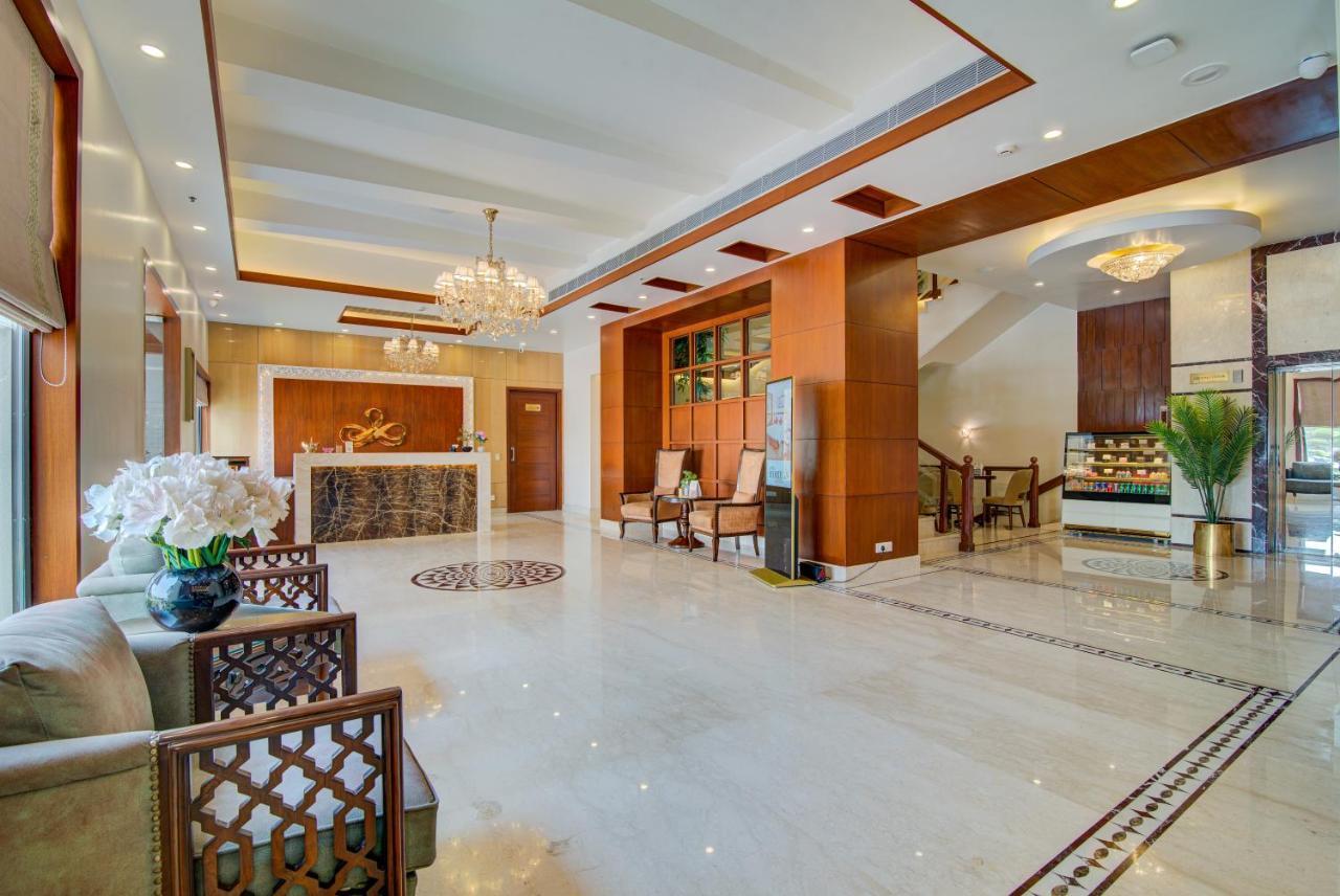 Hotel Home In By Amrik Sukhdev سونيبات المظهر الخارجي الصورة