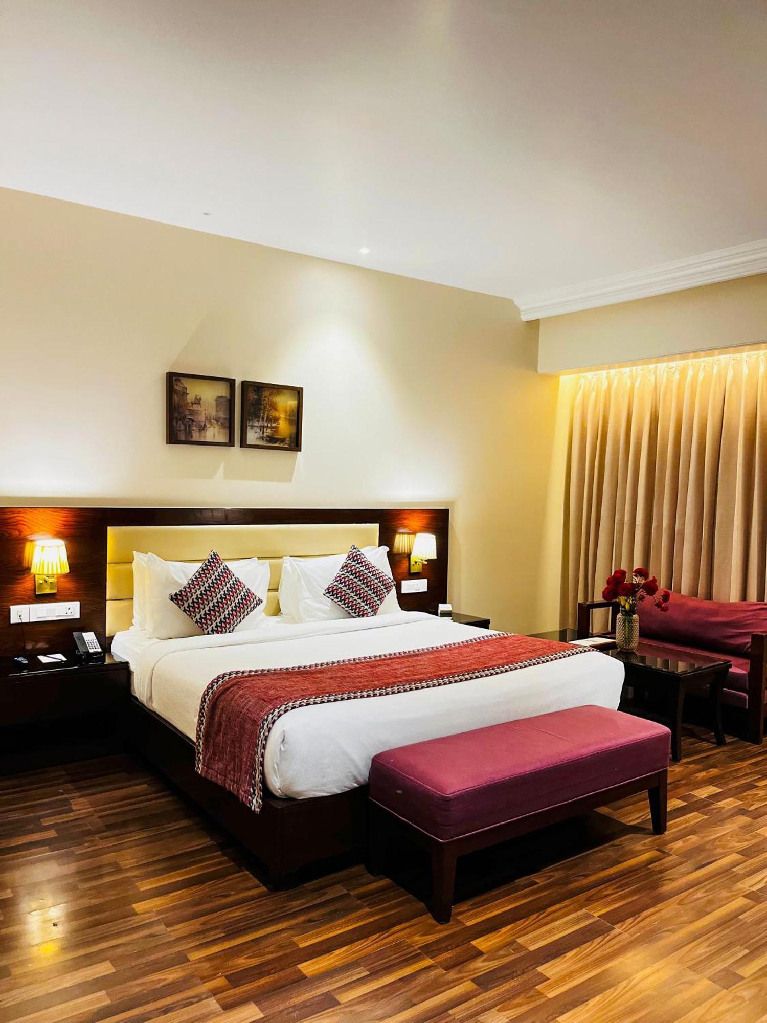 Hotel Home In By Amrik Sukhdev سونيبات المظهر الخارجي الصورة